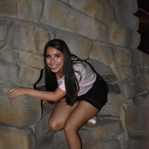 Meet your Posher, Alyssa